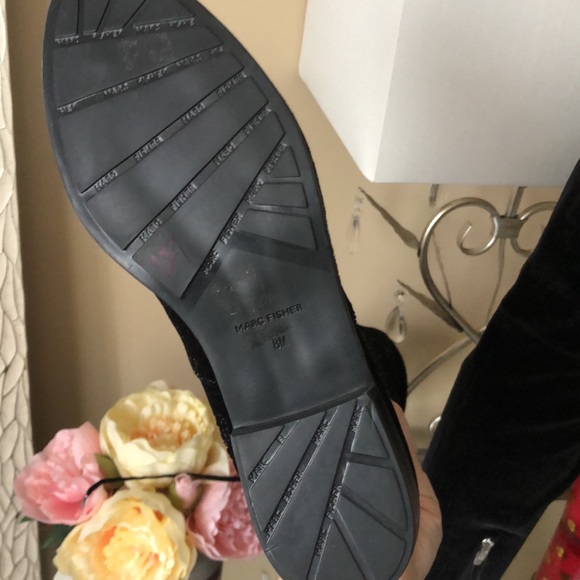 New MARC FISHER Black Velvet Over the Knee Boots - Picture 8 of 14